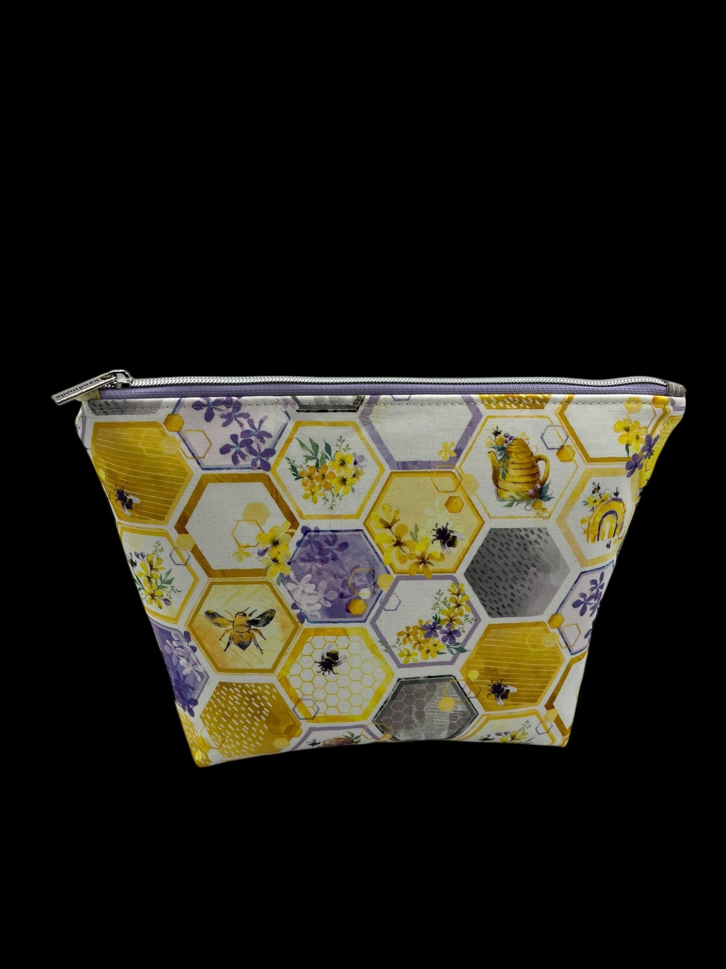 Honeycomb bee pouch