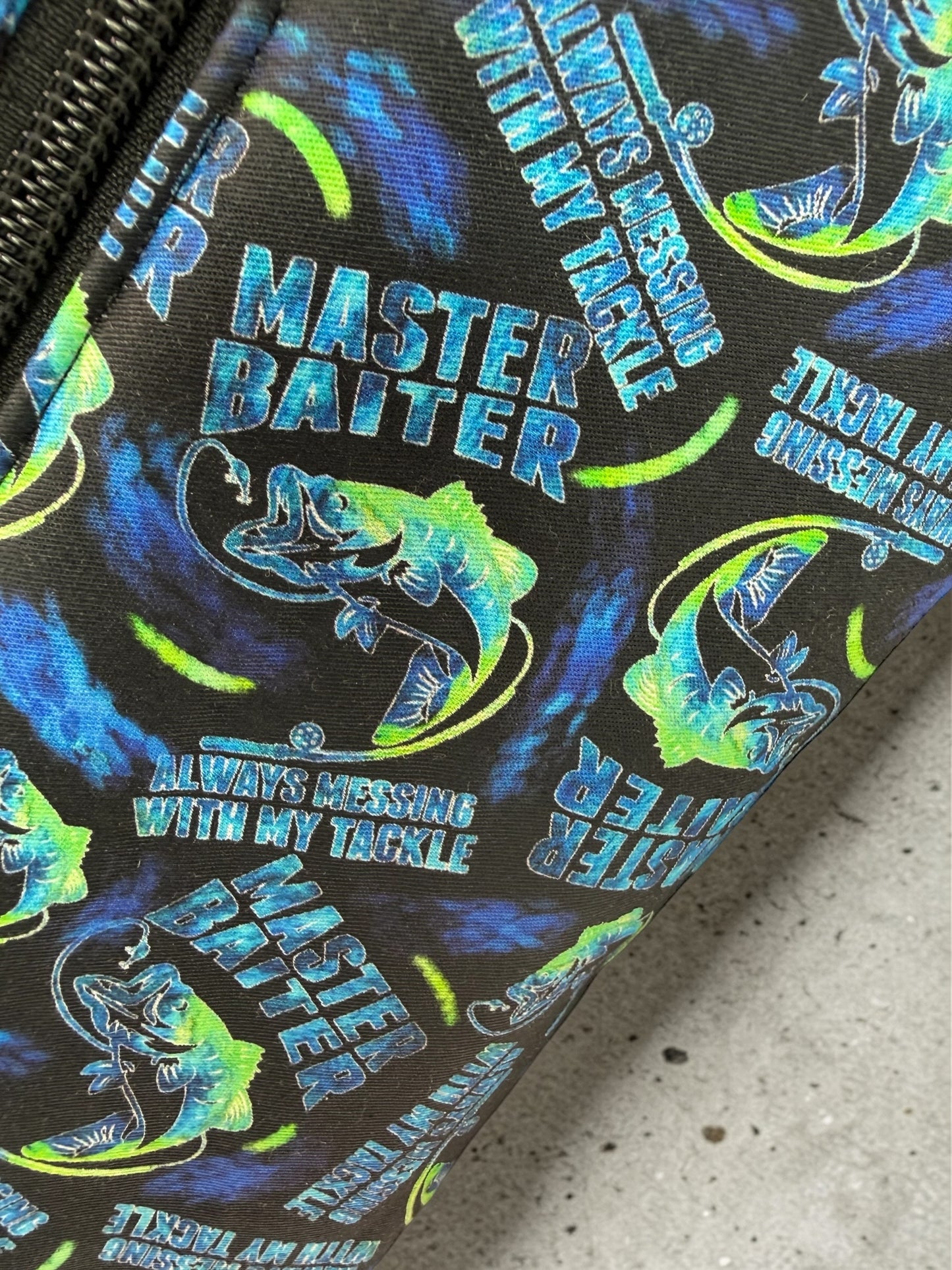 Master baiter toiletry bag