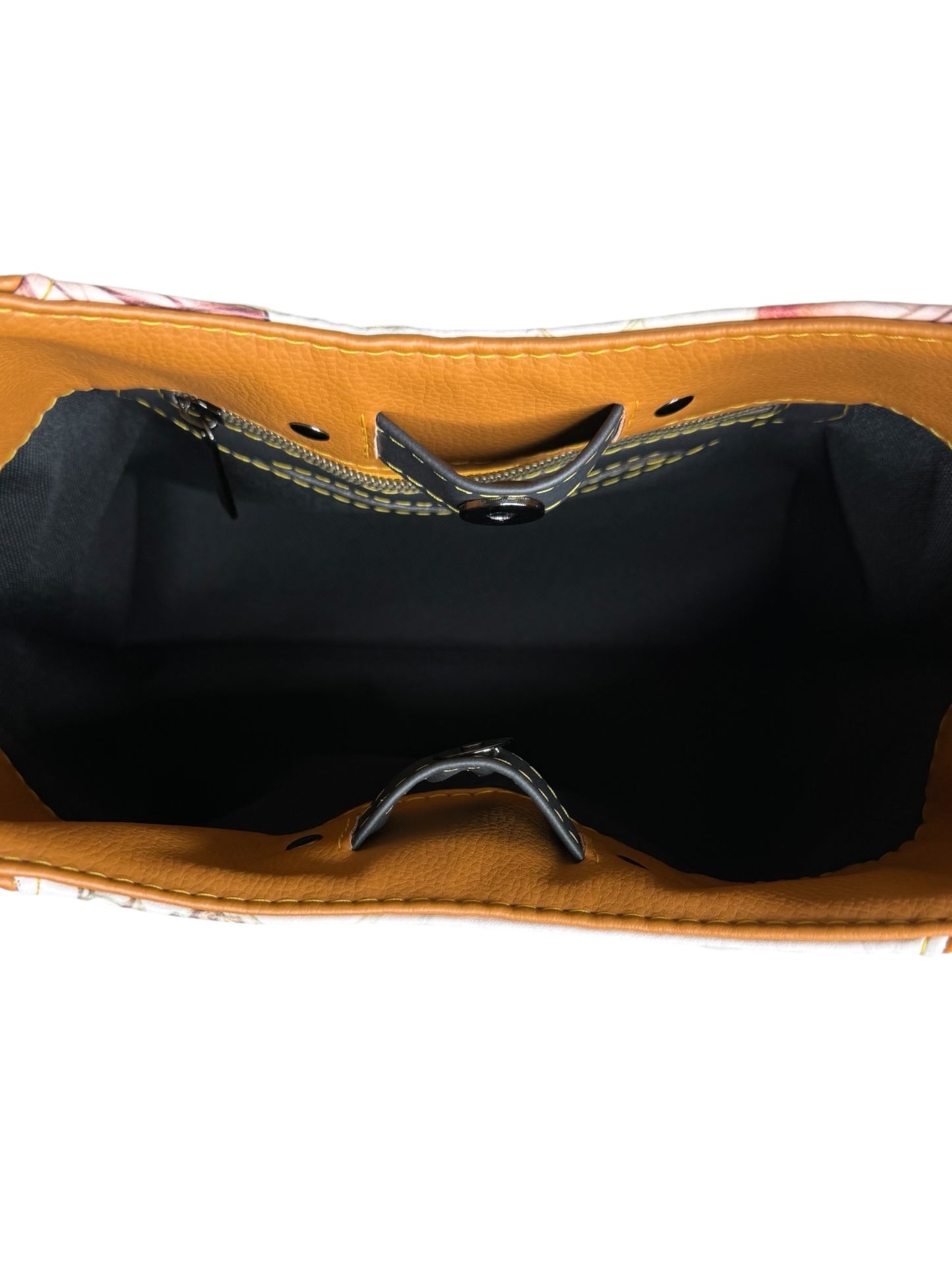 Steampunk bee Adena shoulder bag