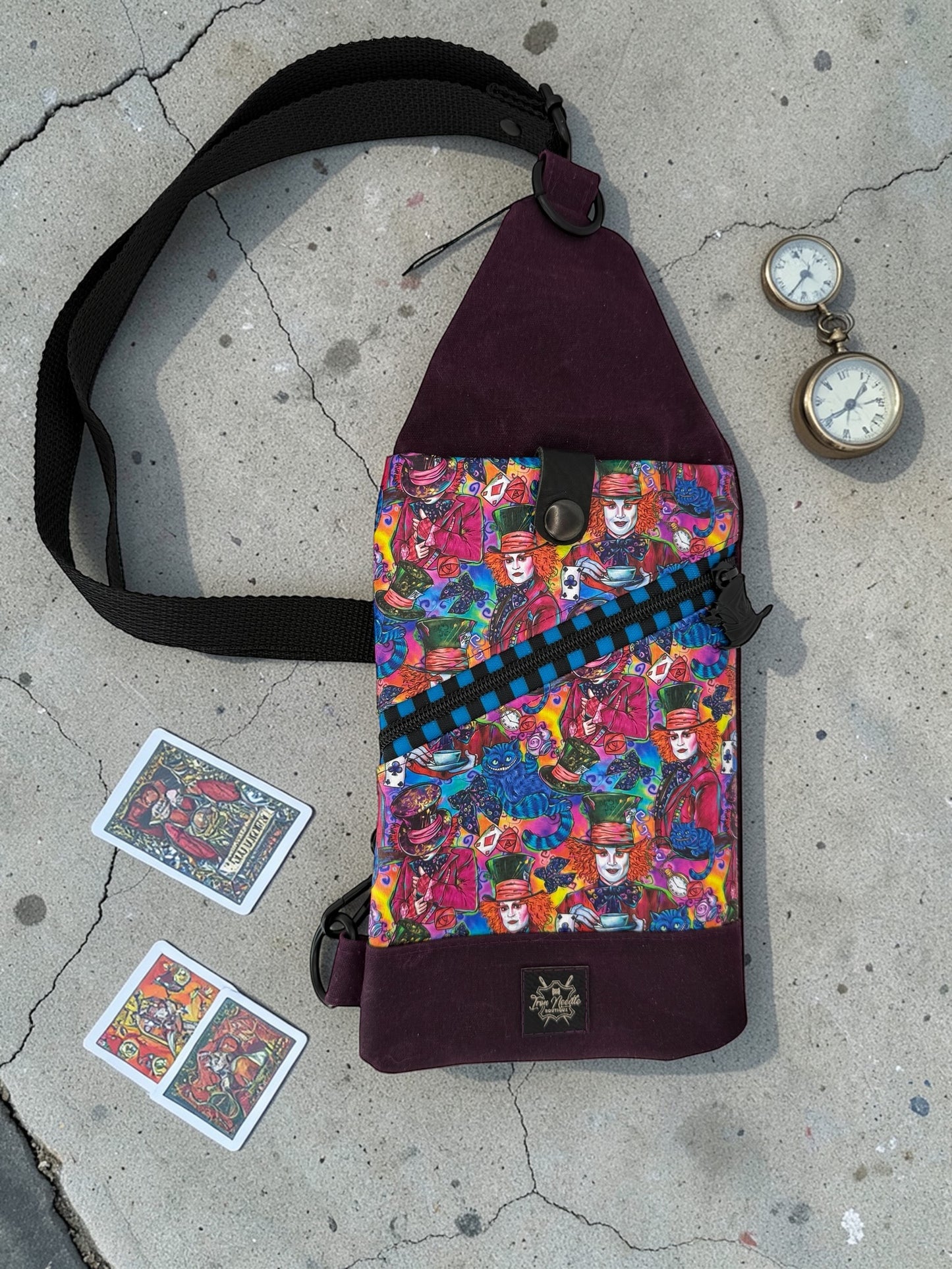 Mad hat traveler sling