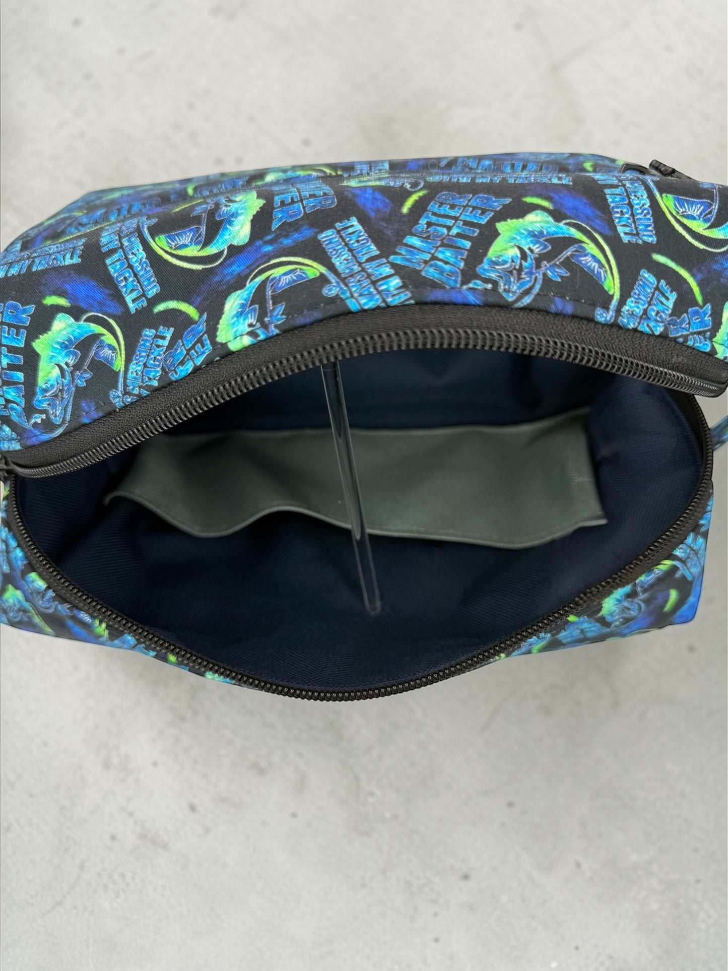 Master baiter toiletry bag