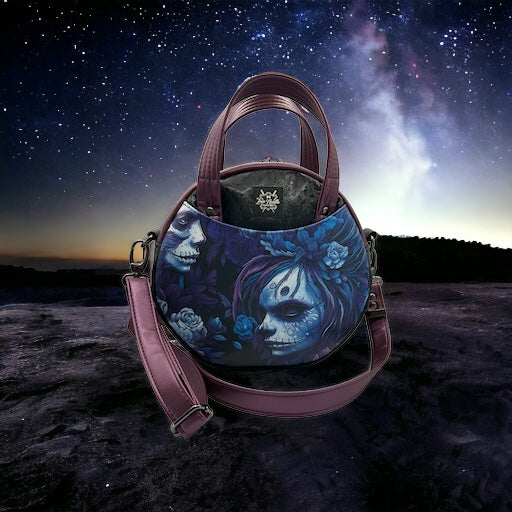 The haunting circle bag