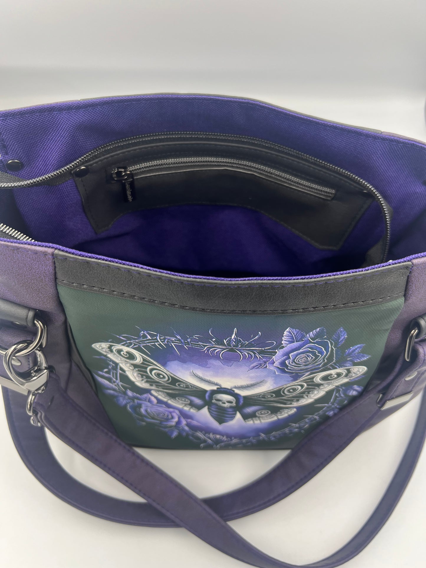 Dead moth shoulder bag