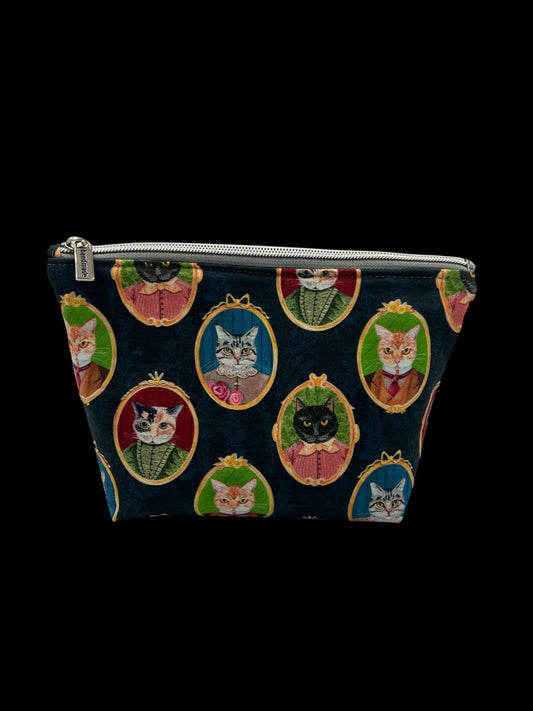 Cat pouch small