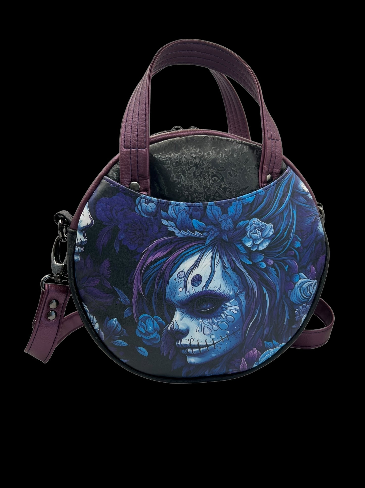 The haunting circle bag