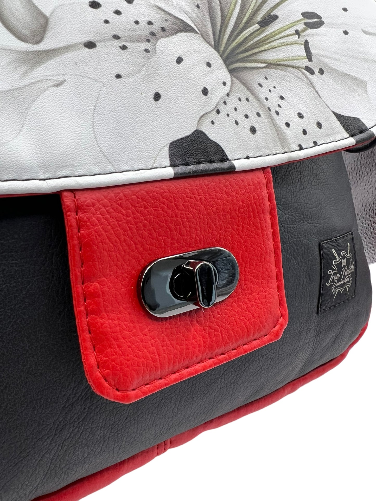 Red/black with white lilies Primula Satchel