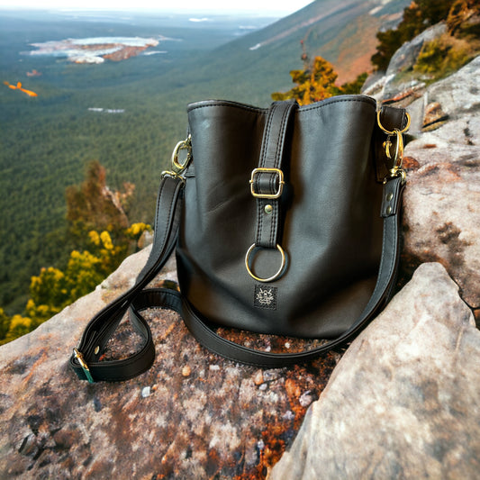 Black Mora with Geometric hinterland bag